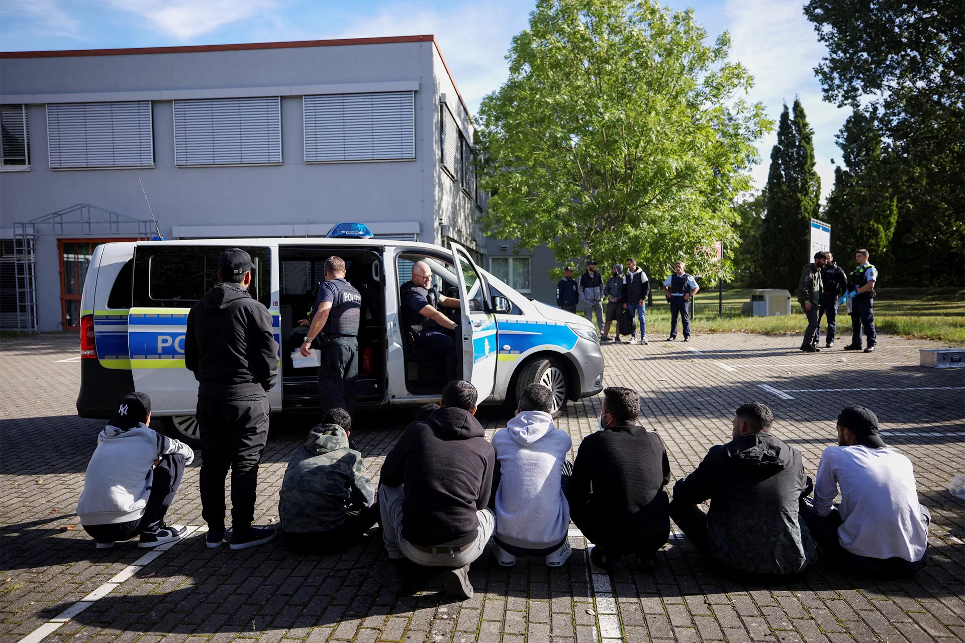 ألمانيا تبحث عن قرار أوروبي يتعلق بإعادة المهاجرين عند النطاق الجغرافي.