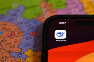 ألمانيا تطلب من أبل وجوجل إزالة تطبيق DeepSeek من متاجر التطبيقات في البلاد