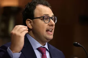 أنثروبك تكشف عن نماذج ذكاء اصطناعي مخصصة لعملاء الأمن الوطني الأمريكي