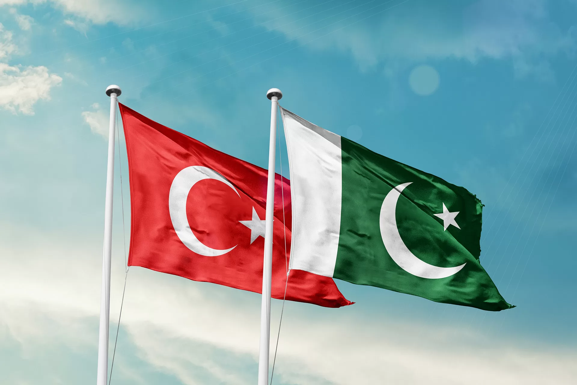 أهم مراحل التعاون السياسي والعسكري والماليةي بين تركيا وباكستان