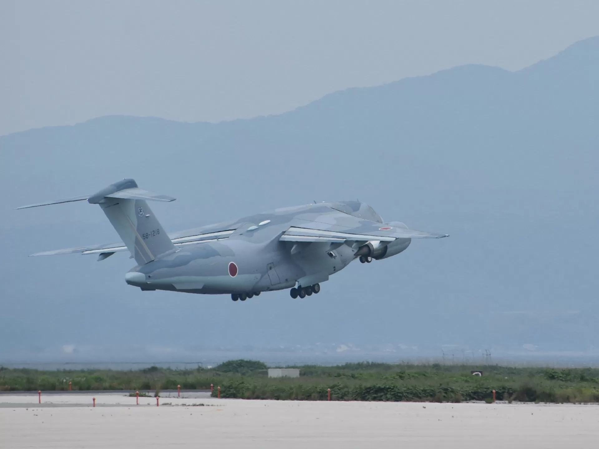 إخلاء المواطنين العرب والغربيين والصينيين من إيران