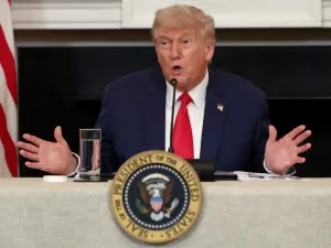 إدارة ترامب تمنح 36 دولة فرصة قبل فرض حظر دخول مواطنيها إلى الولايات المتحدة