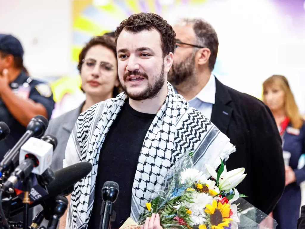 الإفراج عن محمود خليل.. أمنستي ترحب وتدين استغلال واشنطن الهجرة لقمع التضامن مع فلسطين