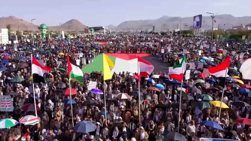 مظاهرات في اليمن دعما لفلسطين وتضامنا مع إيران