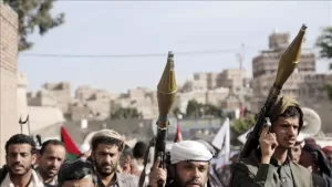 اخبار المناطق – الحوثيون يعلنون استعدادهم لفتح طريق رئيسي بين تعز وعدن