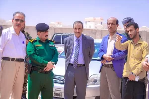 اخبار المناطق – المسؤول المحلي في شبوة يزور مشروع إنشاء روضة أطفال ومدرسة ابتدائية