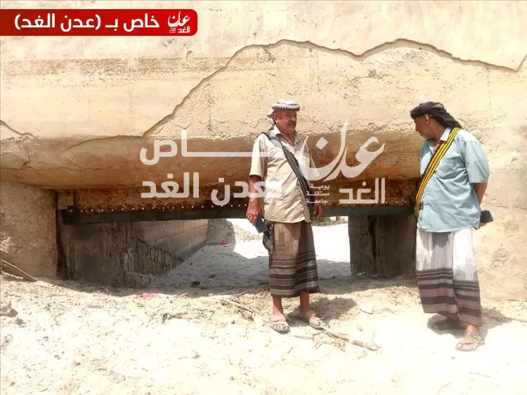 المهندس درويش والشيخ علي ناصر يتسلّمان العمل بسد فؤاد