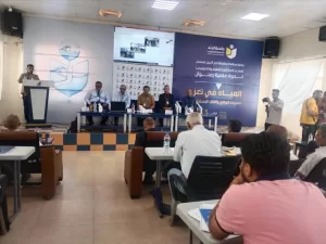 اخبار المناطق – حلقة بحثية في تعز تستعرض أزمة المياه وسبل الحلول المستدامة