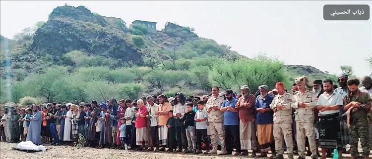 قيادة اللواء الثاني مشاة تُشيع الشهيد البطل مارسيل الدغفلي إلى مسقط رأسه في ذخار الضالع