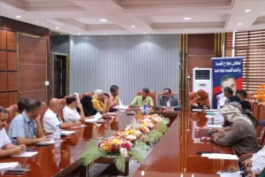 اخبار عدن – الاجتماع الدوري للمكتب التنفيذي في مديرية خور مكسر يتناول تقريري الأشغال والـ…