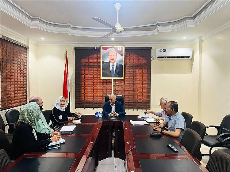 الشرجبي يناقش مع وفد الصليب الأحمر الدولي التحضيرات لورشة تطوير قطاع المياه في عدن