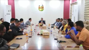 اخبار عدن – الوزير العكبري يؤكد على ضرورة الالتزام بالخطط وتنفيذ متطلبات المرحلة المقبلة