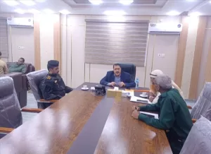 اخبار عدن – مديرو شرطة عدن ومكافحة المخدرات يبحثون مجموعة من القضايا الاستقرارية