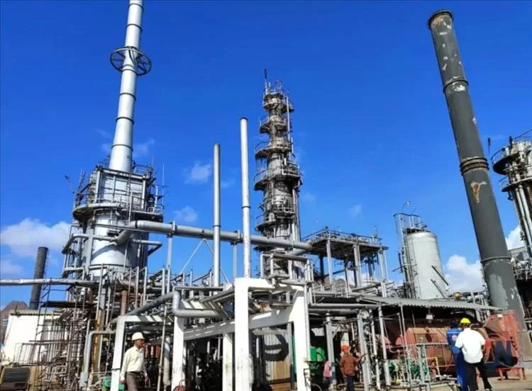 مصافي عدن تستعد لتشغيل وحدة تكرير جديدة بقدرة 6 آلاف برميل يوميًا