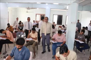 اخبار وردت الآن – بدء امتحانات الفصل الدراسي الثاني في كليات جامعة الأحقاف برعاية نائب القائد