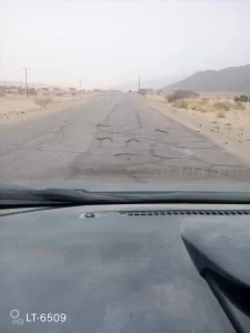 اخبار وردت الآن – سكان محليون يعبرون عن قلقهم من تدهور طريق حريب – عين – بيحان ويدعاون بإصلاحه بشكل سريع