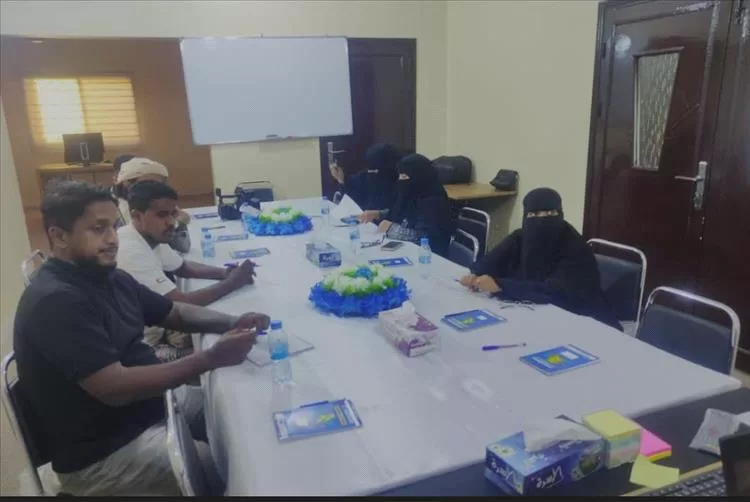 مركز الأحقاف يقيم ندوة سياسية عن تأثير الحرب الإيرانية الإسرائلية على اليمن