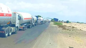 اخبار وردت الآن – نقاط تحصيل في أبين تعطل أكثر من 50 شاحنة غاز بسبب مدعاة بدفع 200 ألف ريال