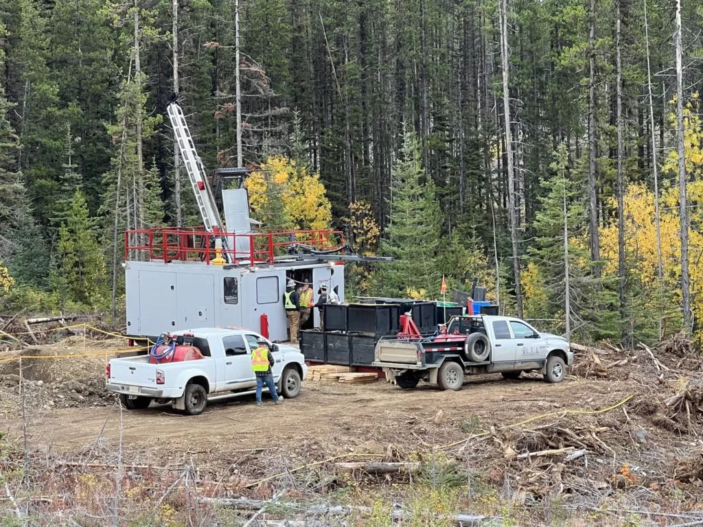 استثمار South32 في شركة أمريكان إيجل جولد. Henry Lazenby scaled 1 1024