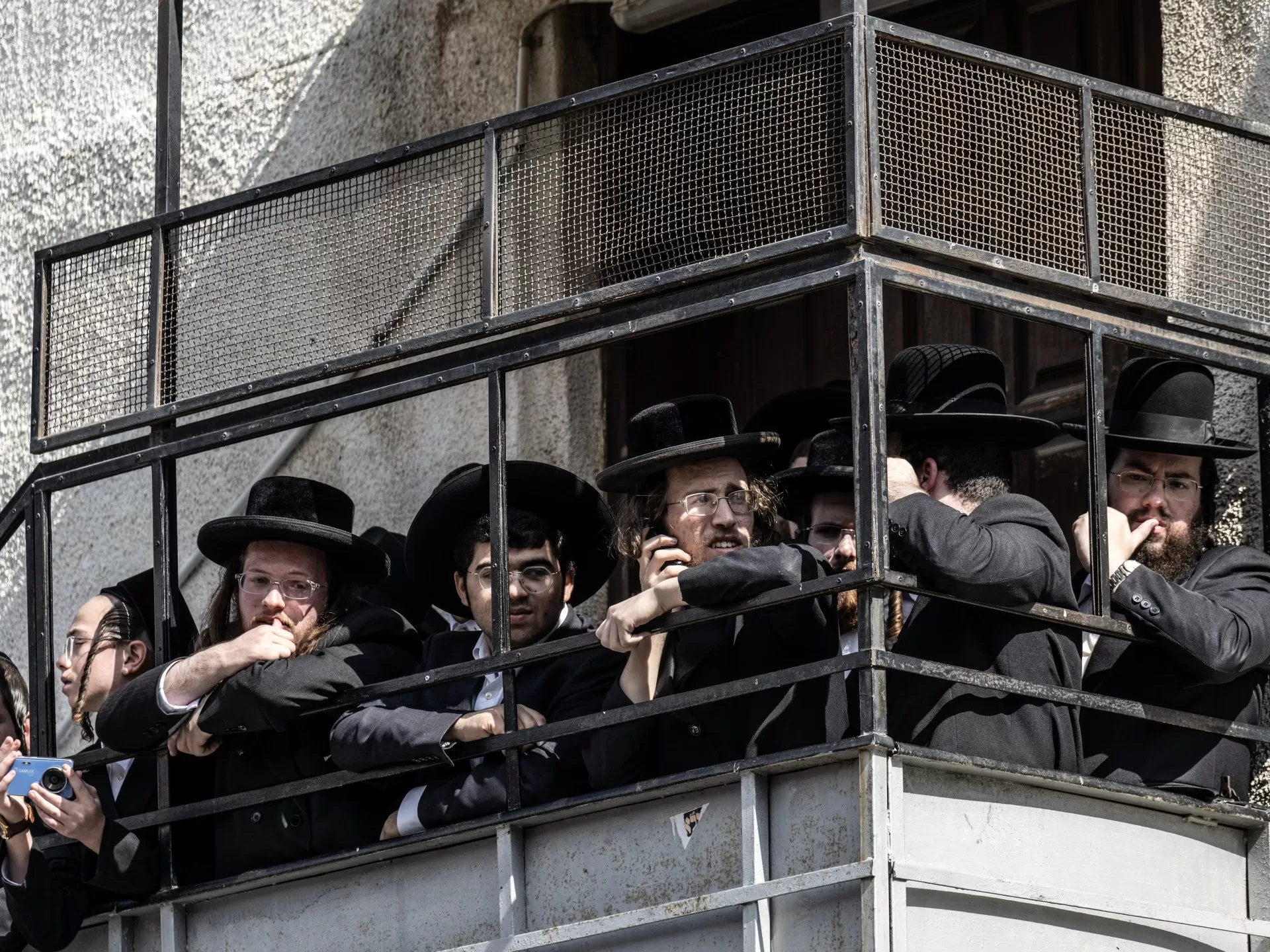 الحريديم يرفعون التحدي: وجوب القانون الخاص بالتجنيد الآن أو انهيار الائتلاف