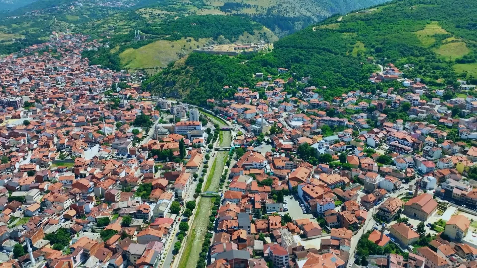 بريزرين.. جوهرة البلقان وسحر التاريخ والطبيعة الخلابة