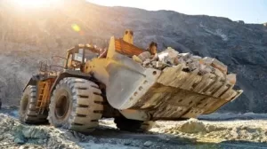 بنك إكزيم ينظر في قرض بقيمة 120 مليون دولار لمنجم المعادن النادرة في غرينلاند