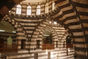 تجاوز الجغرافيا وتغيير الهوية: علماء حديثون أسسوا في صنعاء وتألّقوا في دمشق