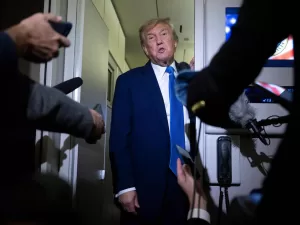 ترامب يدعو الصين إلى شراء النفط من الولايات المتحدة