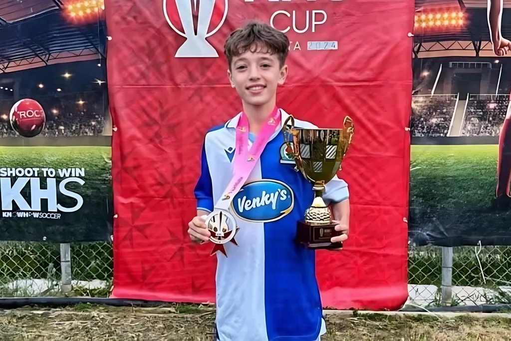 تشلسي يعرض مليون دولار لضم لاعب عمره 13 عاما