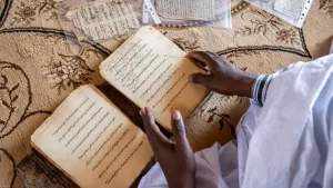 تصحر ولاتة: منازل مُدمرة ومخطوطات معرضة لتقلبات الطقس