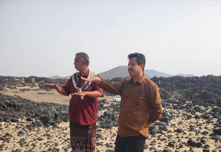 نزول ميداني لمدير عام مديرية رضوم لمشروع مياه بئر علي وتحديد العمل في الأيام القليلة القادمة لتنفيذ بناء الخزان التجميعي للمشروع