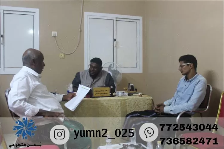 حقان وبلكسح يشيدان بمبادرة فريق يمن التطوعي في توزيع كسوة العيد للاسر الأشد فقرا