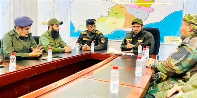 لقاء مشترك بين مكافحة المخدرات والحزام الأمني وشرطة لحج لتعزيز جهود التصدي لآفة المخدرات