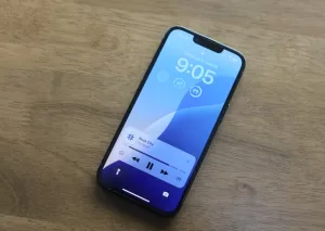 تقول آبل إن 82% من هواتف آيفون المتوافقة تعمل بنظام iOS 18