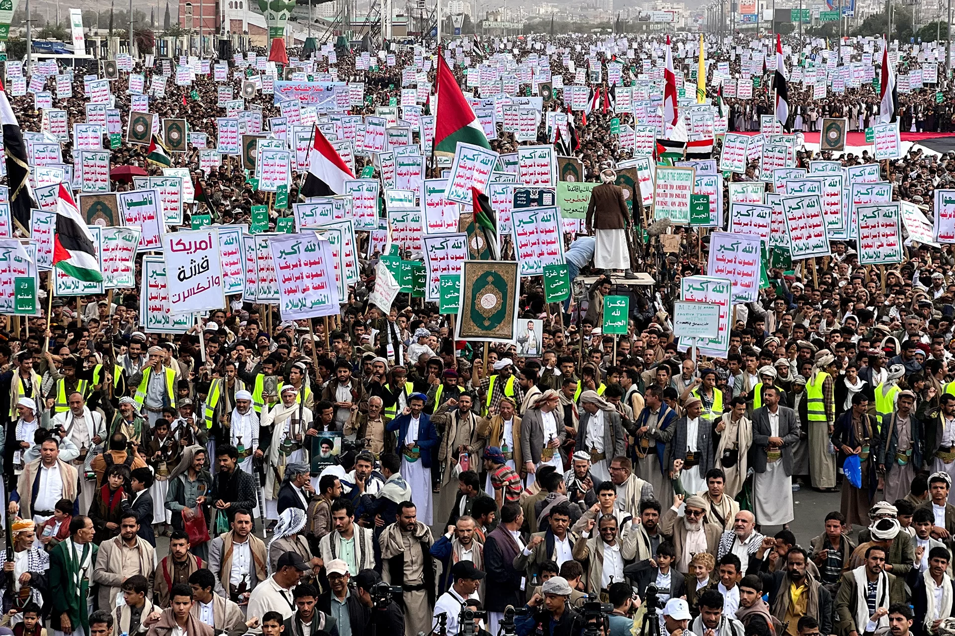 رسالة من الحوثيين إلى كتائب القسام تعبر عن التزامهم بدعم المقاومة