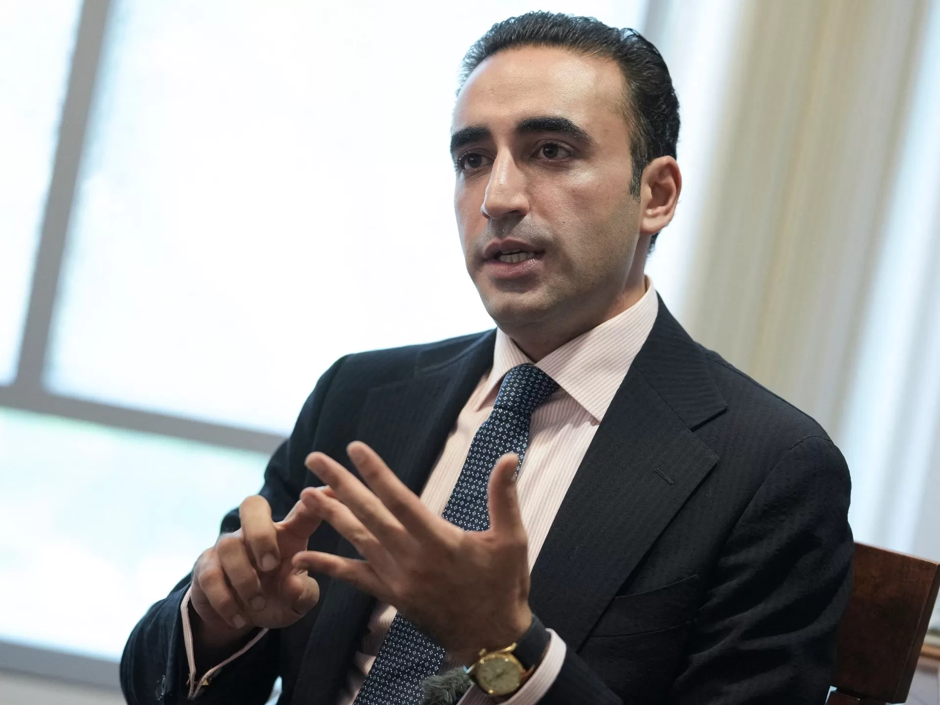 زرداري: كان لدينا لحظات قليلة فقط لتحديد ما إذا كان الصاروخ الذي أطلقته الهند يحمل طابعًا نوويًا.