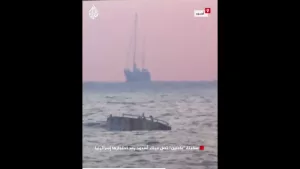 شاهد السفينة “مادلين” تصل ميناء أسدود بعد احتجازها إسرائيليا