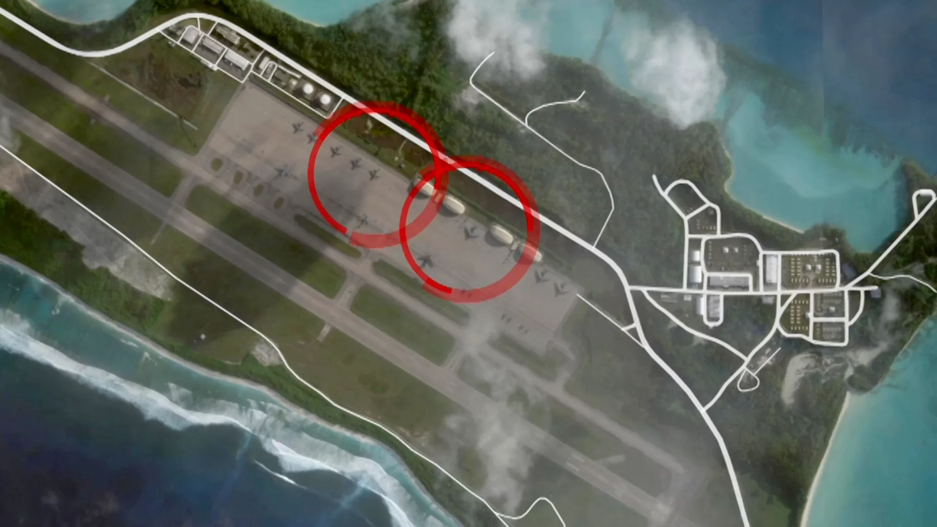 صور من الجزيرة تكشف عن وجود قاذفات بي-52 في قاعدة دييغو غارسيا.