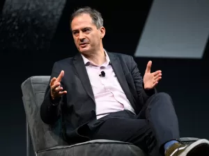 كاتب روسي: هذا هو الشخص الذي عجز بوتين عن اغتياله.