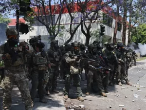 كاليفورنيا: ترامب يوجه بنشر الحرس الوطني والحاكم يصفه بأنه تحريض.