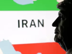 ما الأسباب التي دفعت إسرائيل لوقف القتال بدون تحقيق نصر نهائي؟