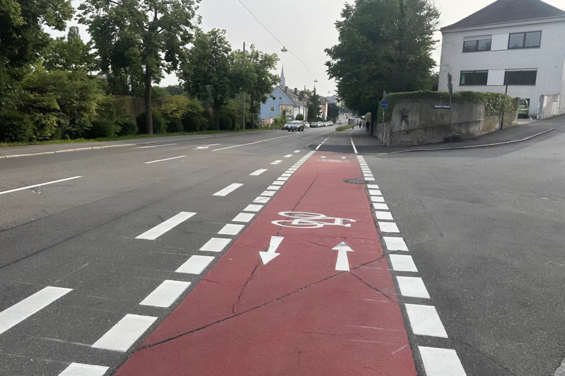 مغامرات ومسارات ممتدة: كيف يمكنك استكشاف هولندا وألمانيا على دراجتين؟