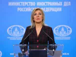 موسكو تنبه واشنطن من احتمالية “التدخل العسكري” لصالح إسرائيل ضد إيران.