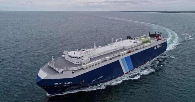 نحن غير معنيين بإسرائيل عشرات السفن تستمر في إخفاء هويتها