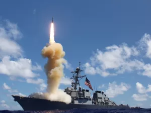 نشطاء التواصل الاجتماعي: ما هي ردود إيران المحتملة على ضرب واشنطن للمنشآت النووية؟