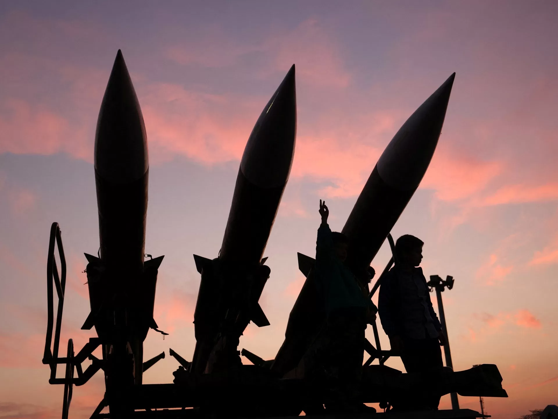 نيوزويك: 7 ردود محتملة من إيران على الضغوط الأميركية