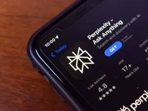 هل تقوم “بيربليكسيتي” بإعادة صياغة مفهوم أبحاث الذكاء الاصطناعي؟