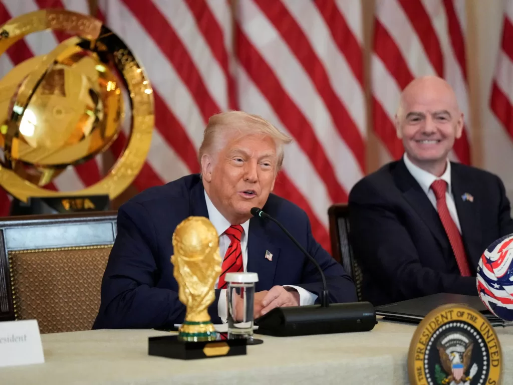 هل يؤثر قرار ترامب بحظر سفر مواطني 12 دولة على مونديال 2026؟
