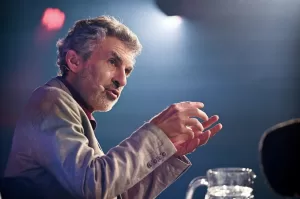 يوشوا بينجيو يطلق “LawZero”، مختبر غير ربحي لسلامة الذكاء الاصطناعي