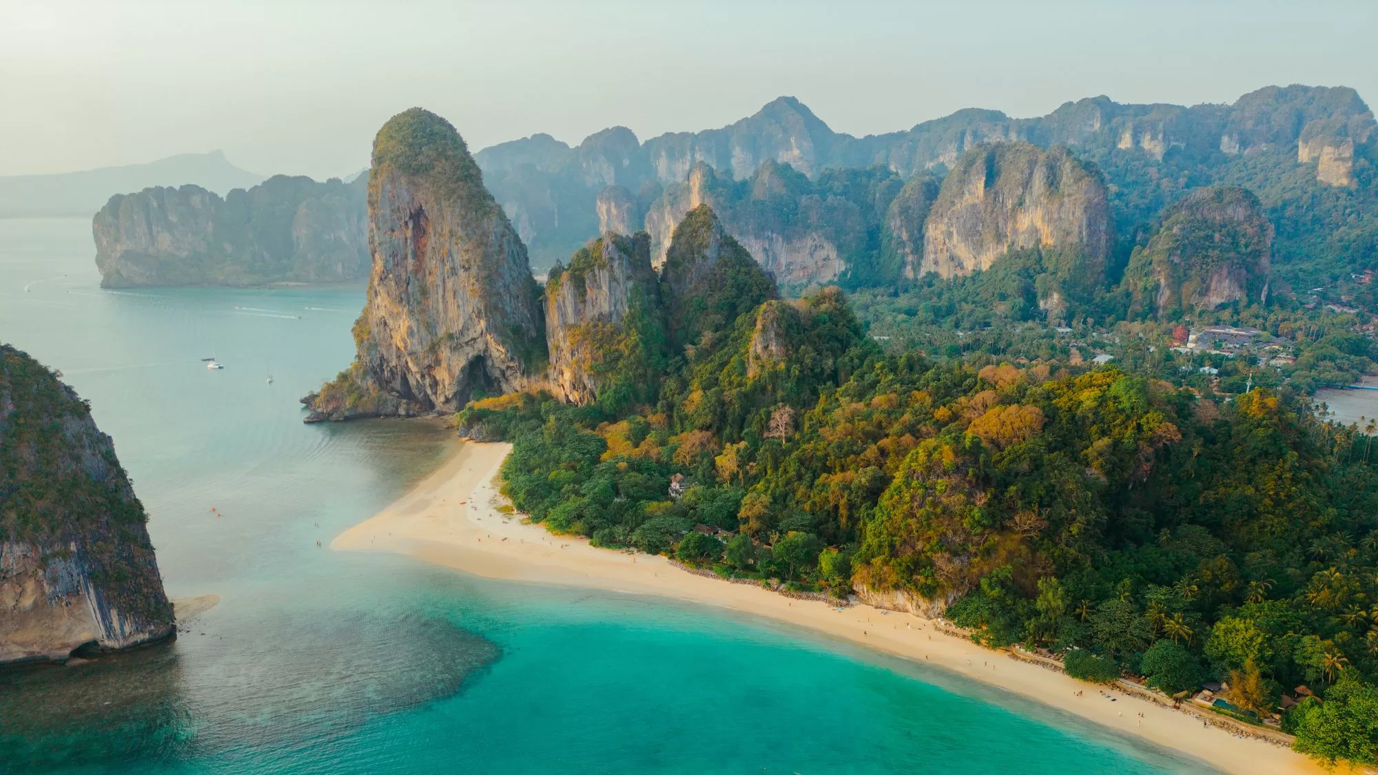 أفضل الفنادق العائلية في تايلاند لرحلة جماعية لا تُنسى